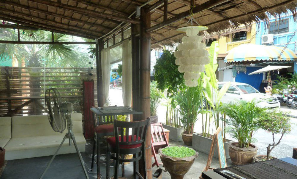 Super Green Hotel Chalong Exterior foto