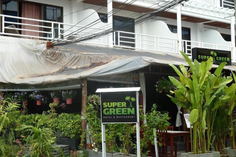 Super Green Hotel Chalong Exterior foto