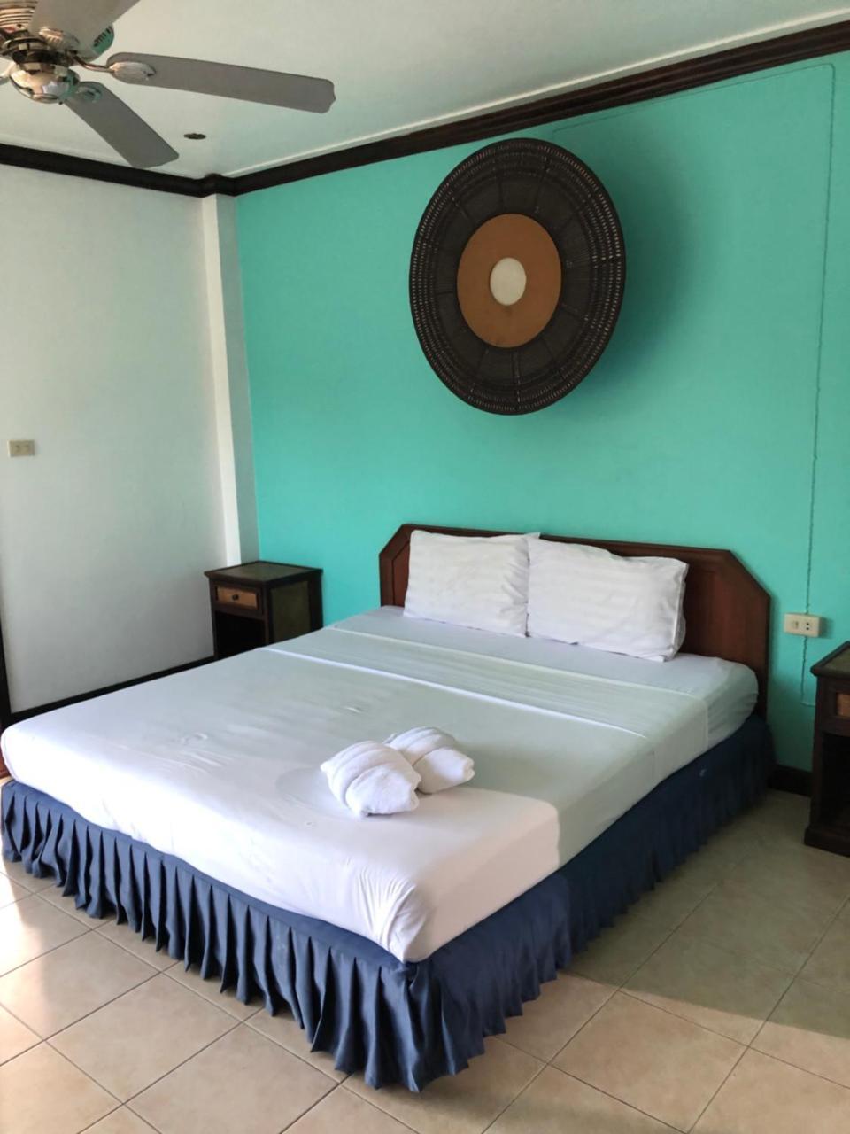 Super Green Hotel Chalong Exterior foto